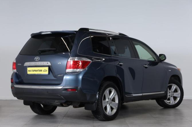 Toyota Highlander II (XU40) Рестайлинг с пробегом 2013 года, цена 2 499 000 рублей, 161000 км, внедорожник, Автокод Объявления