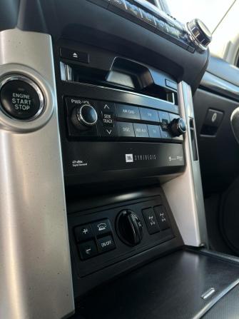 Toyota Land Cruiser Prado 150 Series с пробегом 2012 года, цена 2 290 000 рублей, 169348 км, внедорожник, Автокод Объявления