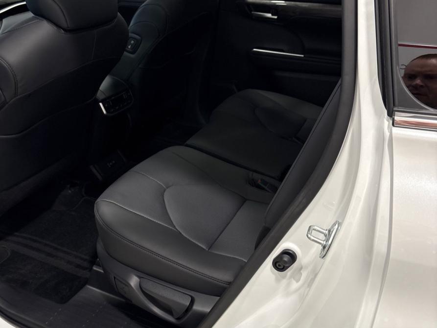 Toyota Highlander IV (XU70) Омск  - изображение 9