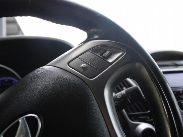 Hyundai ix35 I с пробегом 2011 года, цена 999 000 рублей, 231449 км, внедорожник, Автокод Объявления