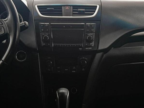 Suzuki Swift IV с пробегом 2011 года, цена 730 000 рублей, 210350 км, хэтчбек, Автокод Объявления