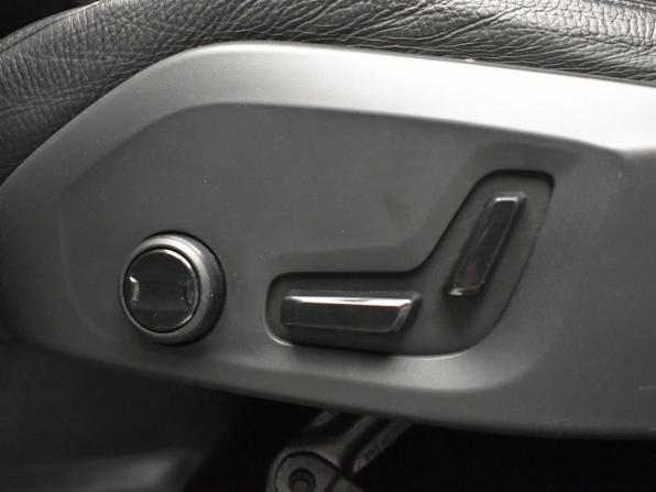Volvo XC60 II с пробегом 2020 года, цена 3 749 000 рублей, 141800 км, внедорожник, Автокод Объявления