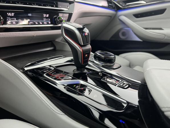 BMW M5 VI (F90) Рестайлинг с пробегом 2020 года, цена 8 990 000 рублей, 88350 км, седан, Автокод Объявления