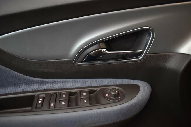 Opel Mokka I с пробегом 2012 года, цена 1 010 000 рублей, 181152 км, внедорожник, Автокод Объявления