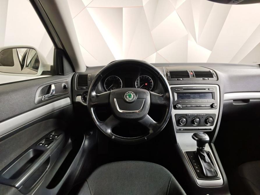 Skoda Octavia II (A5) Рестайлинг Москва  - изображение 19