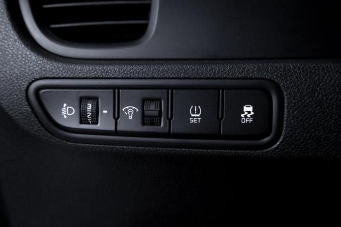 Kia Rio IV с пробегом 2019 года, цена 1 599 000 рублей, 72173 км, хэтчбек, Автокод Объявления