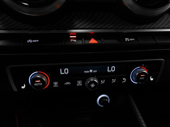 Audi Q2 I Рестайлинг с пробегом 2025 года, цена 3 740 000 рублей, 24 км, внедорожник, Автокод Объявления
