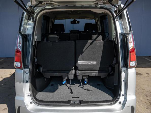 Nissan Serena V (C27) с пробегом 2017 года, цена 2 090 000 рублей, 109271 км, минивэн, Автокод Объявления