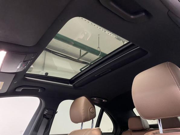 Mercedes-Benz E-Класс V (W213 S213 C238) Рестайлинг с пробегом 2021 года, цена 3 570 000 рублей, 55211 км, седан, Автокод Объявления