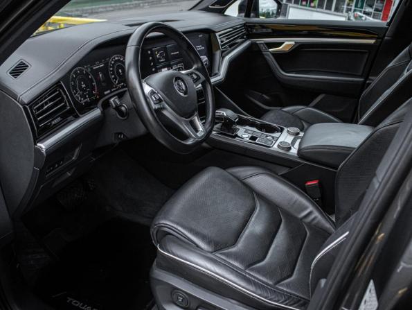 Volkswagen Touareg III с пробегом 2019 года, цена 4 299 000 рублей, 149183 км, внедорожник, Автокод Объявления