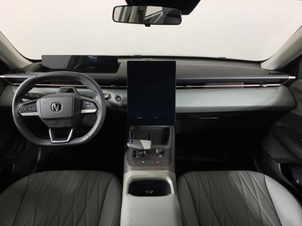 Changan Lamore с пробегом 2024 года, цена 2 197 000 рублей, 1059 км, седан, Автокод Объявления
