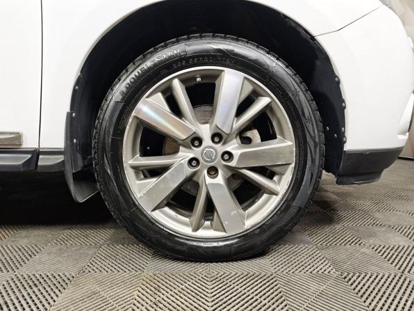 Nissan Pathfinder IV с пробегом 2014 года, цена 1 711 000 рублей, 183685 км, внедорожник, Автокод Объявления
