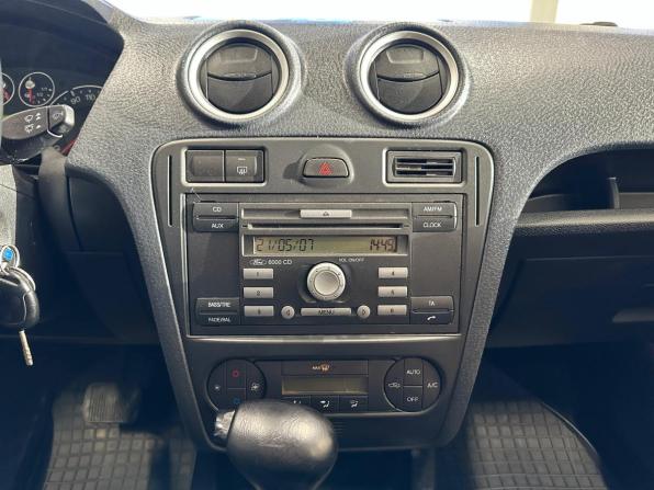 Ford Fusion I Рестайлинг с пробегом 2007 года, цена 565 000 рублей, 123000 км, хэтчбек, Автокод Объявления
