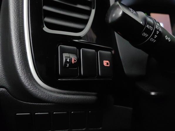 Mitsubishi Outlander III Рестайлинг 3 с пробегом 2018 года, цена 1 877 000 рублей, 108758 км, внедорожник, Автокод Объявления