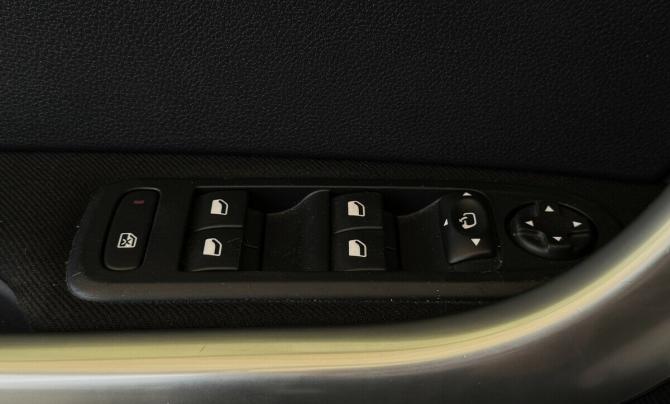 Peugeot 408 I с пробегом 2015 года, цена 750 000 рублей, 149793 км, седан, Автокод Объявления