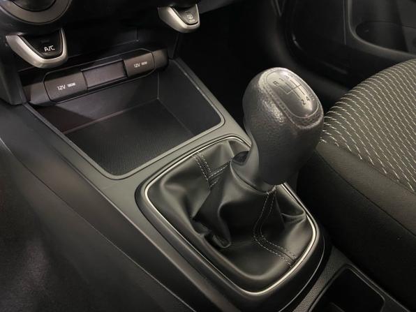 Kia Rio IV с пробегом 2018 года, цена 959 000 рублей, 50604 км, седан, Автокод Объявления