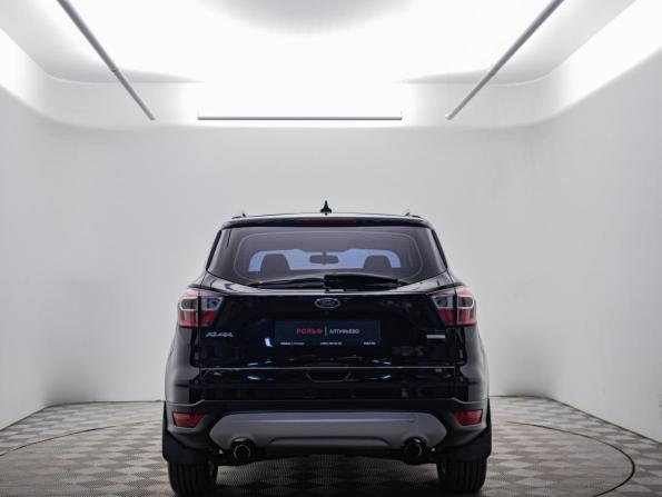 Ford Kuga II Рестайлинг с пробегом 2017 года, цена 1 418 000 рублей, 94744 км, внедорожник, Автокод Объявления