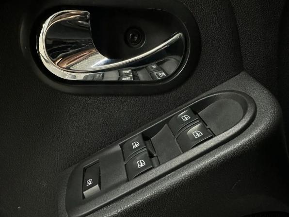 Renault Duster I Рестайлинг с пробегом 2018 года, цена 1 288 000 рублей, 135959 км, внедорожник, Автокод Объявления
