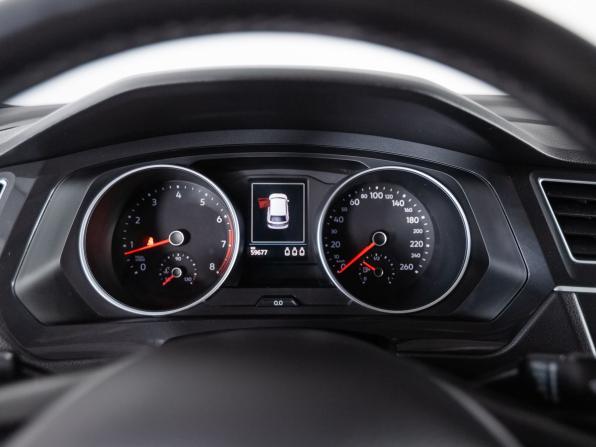 Volkswagen Tiguan II с пробегом 2019 года, цена 2 788 000 рублей, 59677 км, внедорожник, Автокод Объявления