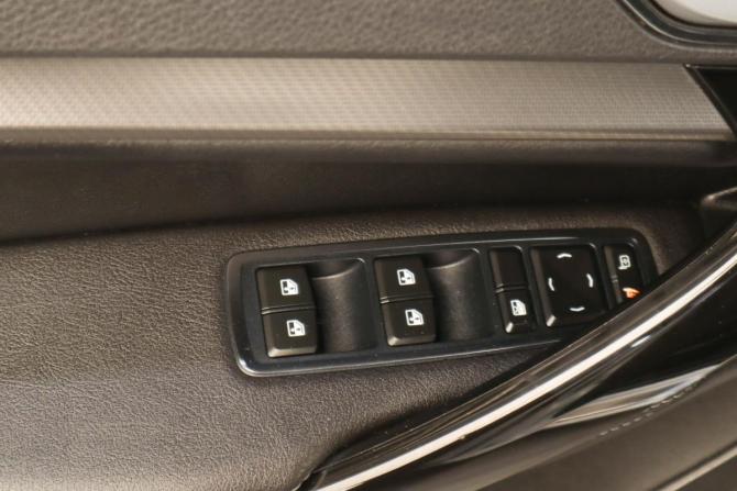 Lada (ВАЗ) Vesta I Рестайлинг (NG) с пробегом 2024 года, цена 1 399 000 рублей, 32000 км, универсал, Автокод Объявления