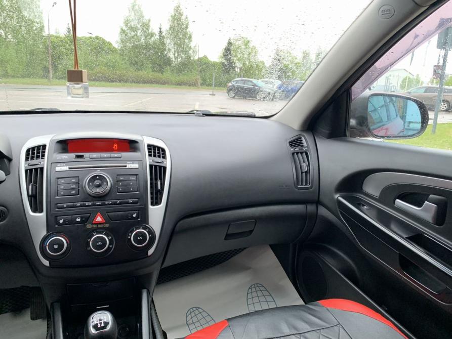Kia Ceed I Рестайлинг Великие Луки  - изображение 15