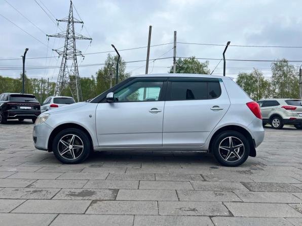 Skoda Fabia II с пробегом 2009 года, цена 402 700 рублей, 281728 км, хэтчбек, Автокод Объявления