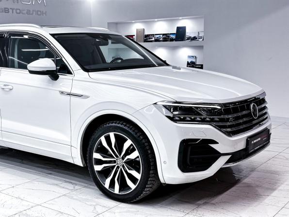 Volkswagen Touareg III с пробегом 2018 года, цена 5 650 000 рублей, 111049 км, внедорожник, Автокод Объявления