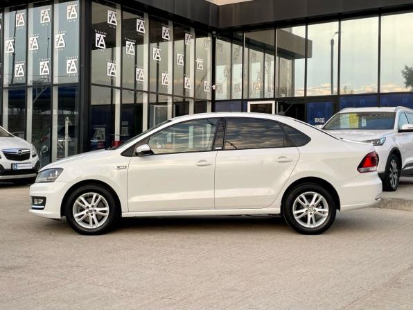 Volkswagen Polo V Рестайлинг с пробегом 2017 года, цена 1 155 000 рублей, 132000 км, седан, Автокод Объявления