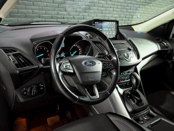 Ford Kuga II Рестайлинг с пробегом 2018 года, цена 1 840 000 рублей, 133931 км, внедорожник, Автокод Объявления
