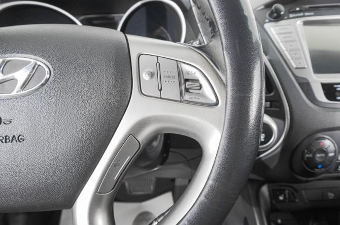 Hyundai ix35 I Рестайлинг с пробегом 2013 года, цена 1 499 000 рублей, 132000 км, внедорожник, Автокод Объявления