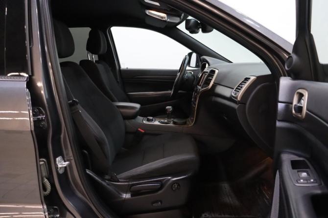 Jeep Grand Cherokee IV (WK2) Рестайлинг с пробегом 2013 года, цена 2 150 000 рублей, 179576 км, внедорожник, Автокод Объявления