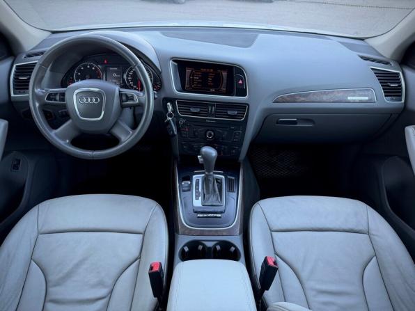 Audi Q5 I (8R) с пробегом 2010 года, цена 1 190 000 рублей, 175798 км, внедорожник, Автокод Объявления