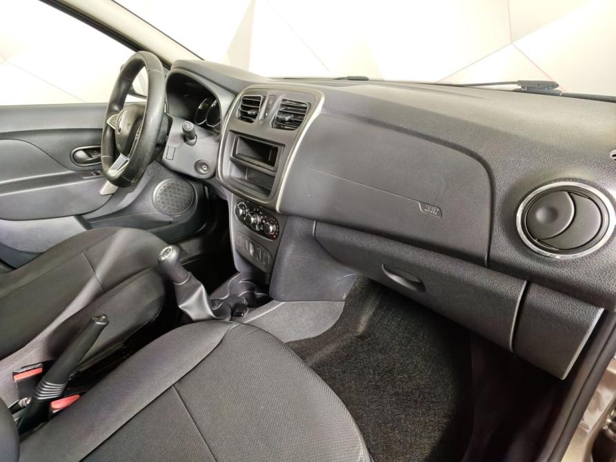 Renault Logan II Москва  - изображение 13