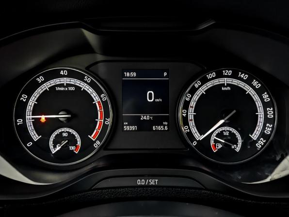 Skoda Karoq I с пробегом 2021 года, цена 2 575 000 рублей, 59380 км, внедорожник, Автокод Объявления