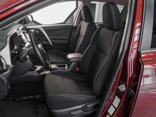 Toyota RAV4 IV (XA40) Рестайлинг с пробегом 2018 года, цена 2 249 070 рублей, 96655 км, внедорожник, Автокод Объявления
