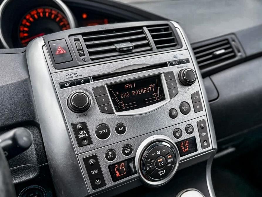 Toyota Verso I Курган  - изображение 12