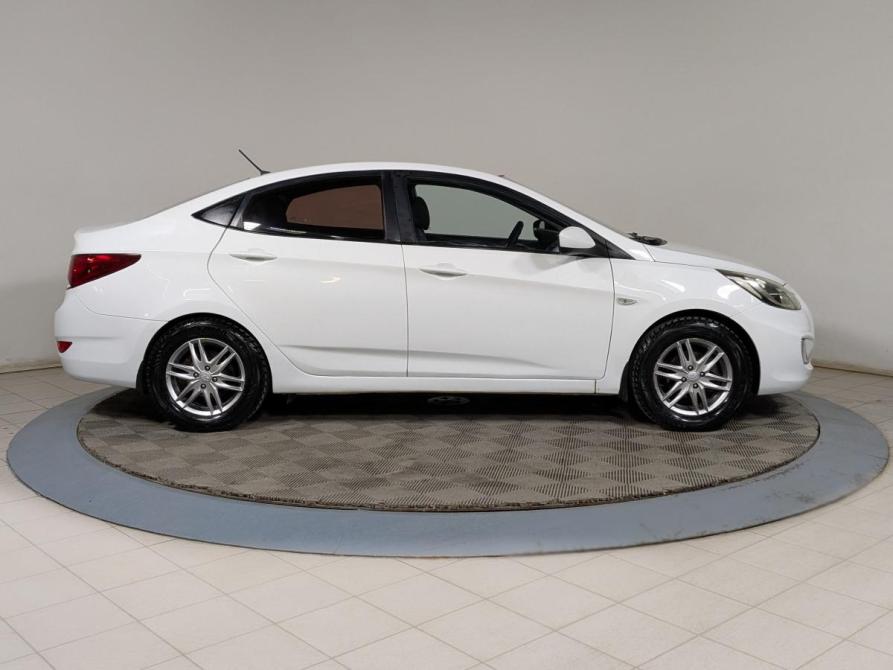 Hyundai Solaris I Екатеринбург  - изображение 9