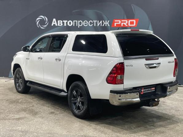 Toyota Hilux VIII Рестайлинг с пробегом 2021 года, цена 5 180 000 рублей, 72459 км, пикап, Автокод Объявления