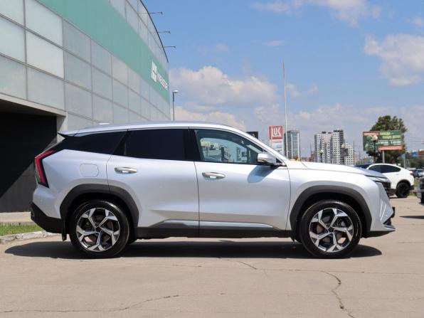 Geely Atlas II с пробегом 2024 года, цена 2 800 000 рублей, 45184 км, внедорожник, Автокод Объявления
