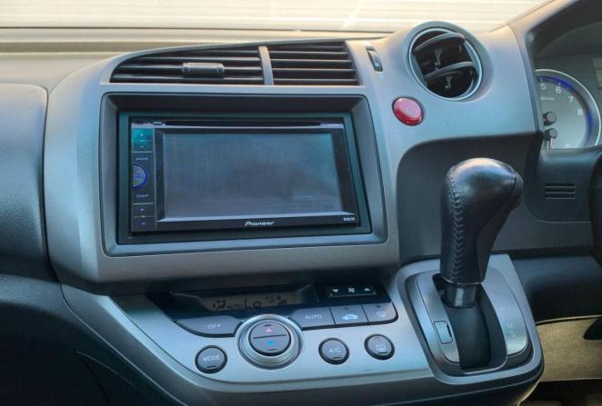 Honda Stream II с пробегом 2007 года, цена 740 000 рублей, 256896 км, компактвэн, Автокод Объявления