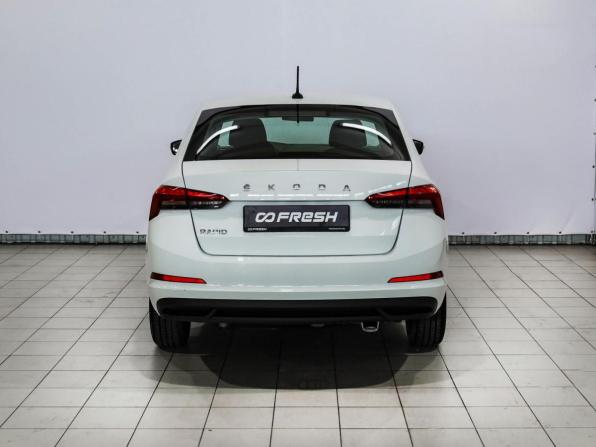 Skoda Rapid II с пробегом 2021 года, цена 1 559 000 рублей, 157701 км, лифтбек, Автокод Объявления