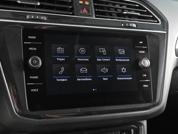 Volkswagen Tiguan II с пробегом 2019 года, цена 2 479 000 рублей, 108810 км, внедорожник, Автокод Объявления