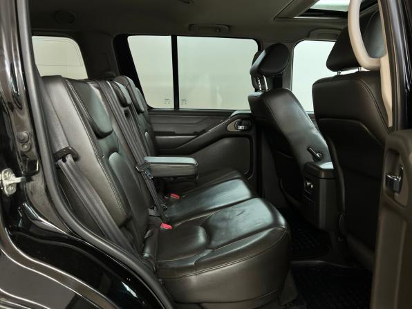 Nissan Pathfinder III с пробегом 2008 года, цена 1 199 000 рублей, 302244 км, внедорожник, Автокод Объявления
