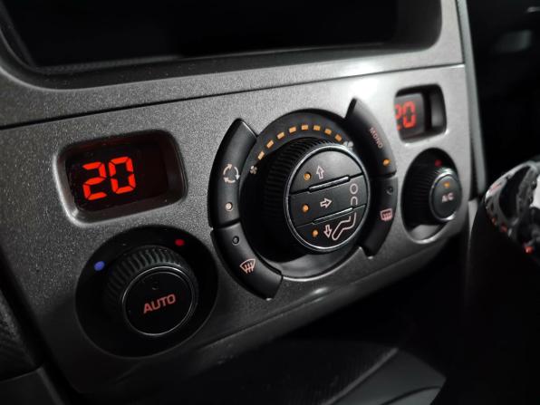Peugeot 308 I с пробегом 2010 года, цена 380 000 рублей, 201914 км, хэтчбек, Автокод Объявления