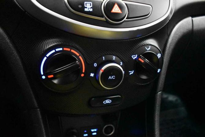 Hyundai Solaris I Рестайлинг с пробегом 2016 года, цена 805 000 рублей, 193837 км, седан, Автокод Объявления