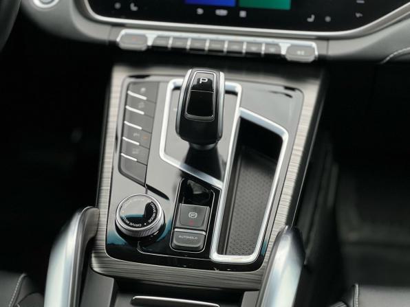Geely Atlas Pro с пробегом 2023 года, цена 1 879 000 рублей, 65000 км, внедорожник, Автокод Объявления