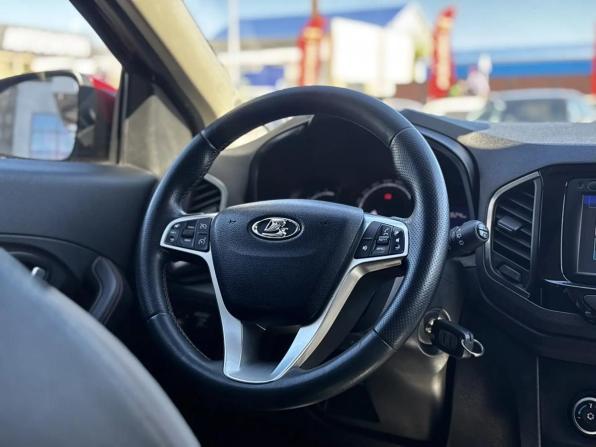 Lada (ВАЗ) XRAY I с пробегом 2018 года, цена 970 000 рублей, 102923 км, хэтчбек, Автокод Объявления