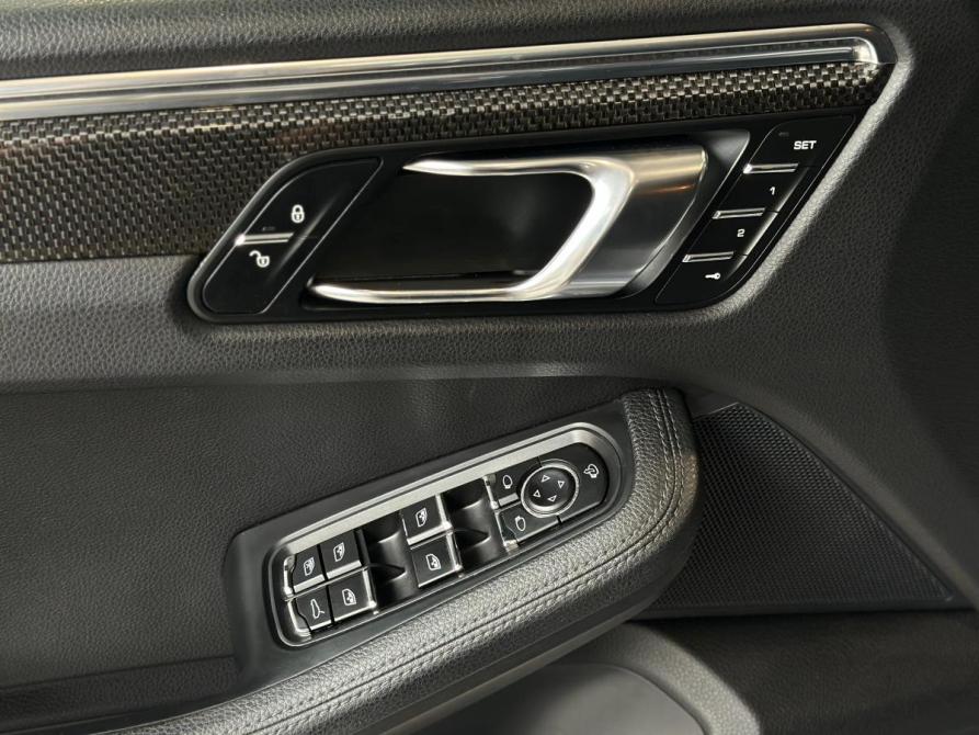 Porsche Macan I Санкт-Петербург  - изображение 12