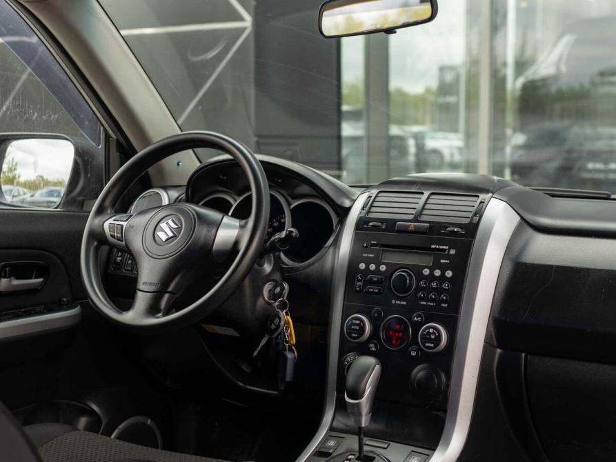 Suzuki Grand Vitara II Рестайлинг Новосибирск  - изображение 10