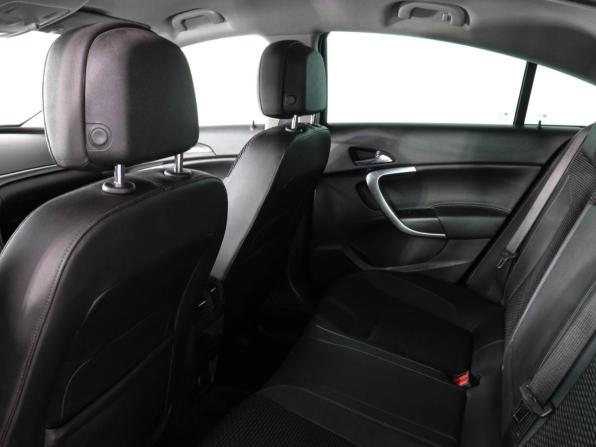 Opel Insignia I Рестайлинг с пробегом 2014 года, цена 1 099 000 рублей, 170000 км, лифтбек, Автокод Объявления